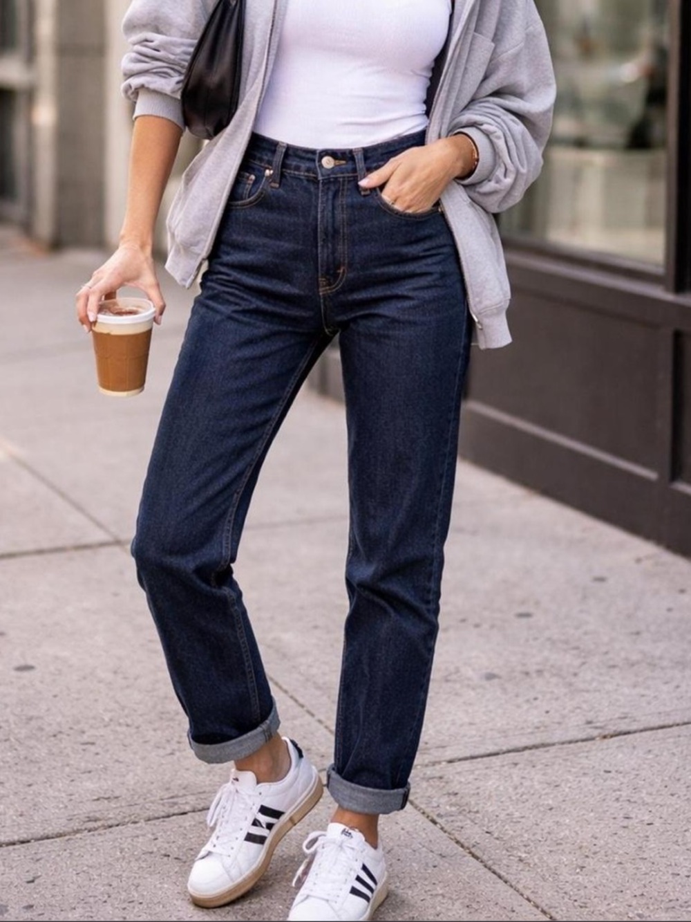 Levi's Straight Jeans in Dark Indigo